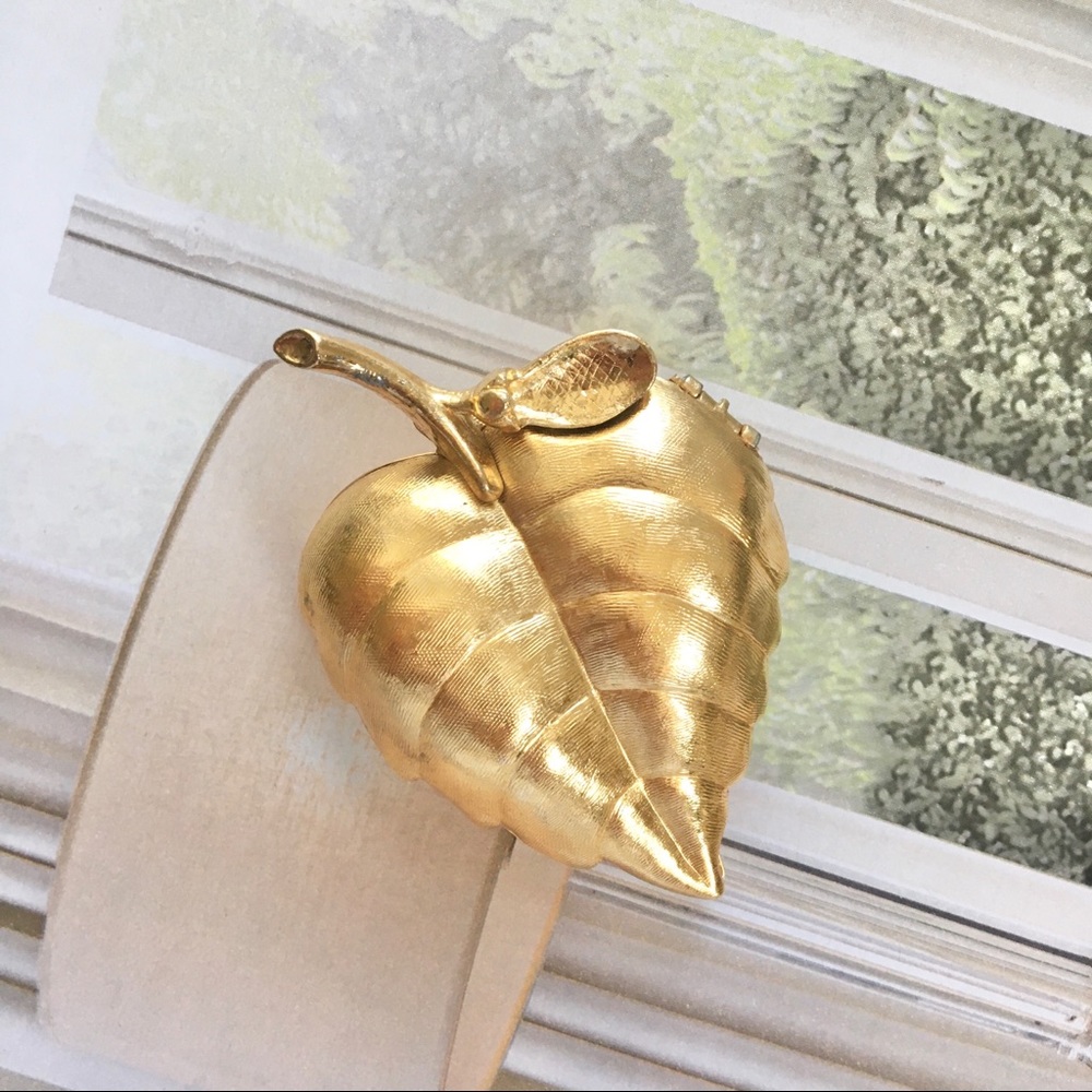 Vintage Leaf Locket Gold Brooch
